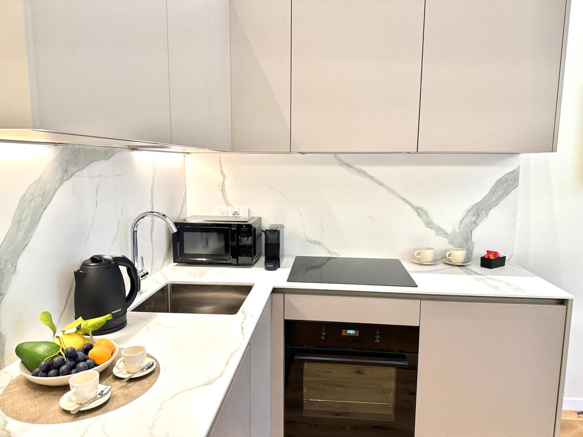 Savoy Luxury Apartment City Center Турин Екстер'єр фото